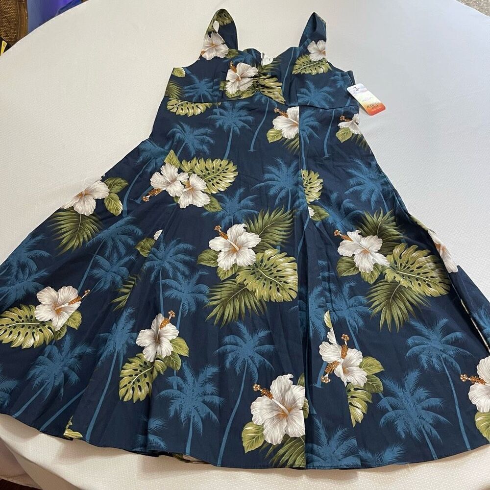 NWT Pacific Legend Hibiscus Floral VTG Y2K Hawaiian Dress Size Medium New